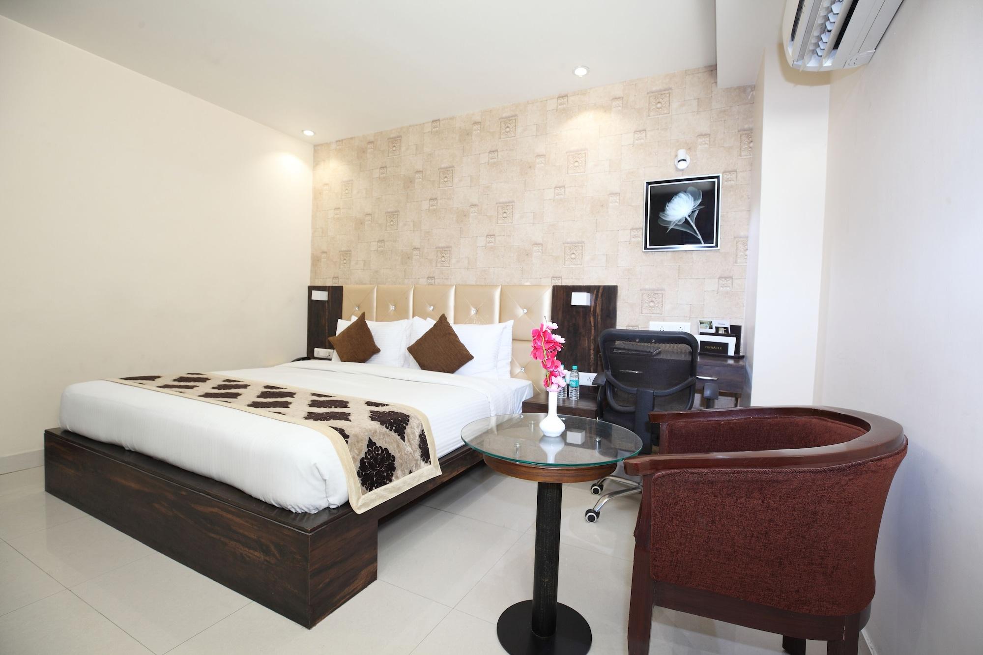 Pinnacle By Click Hotels, Lucknow Esterno foto