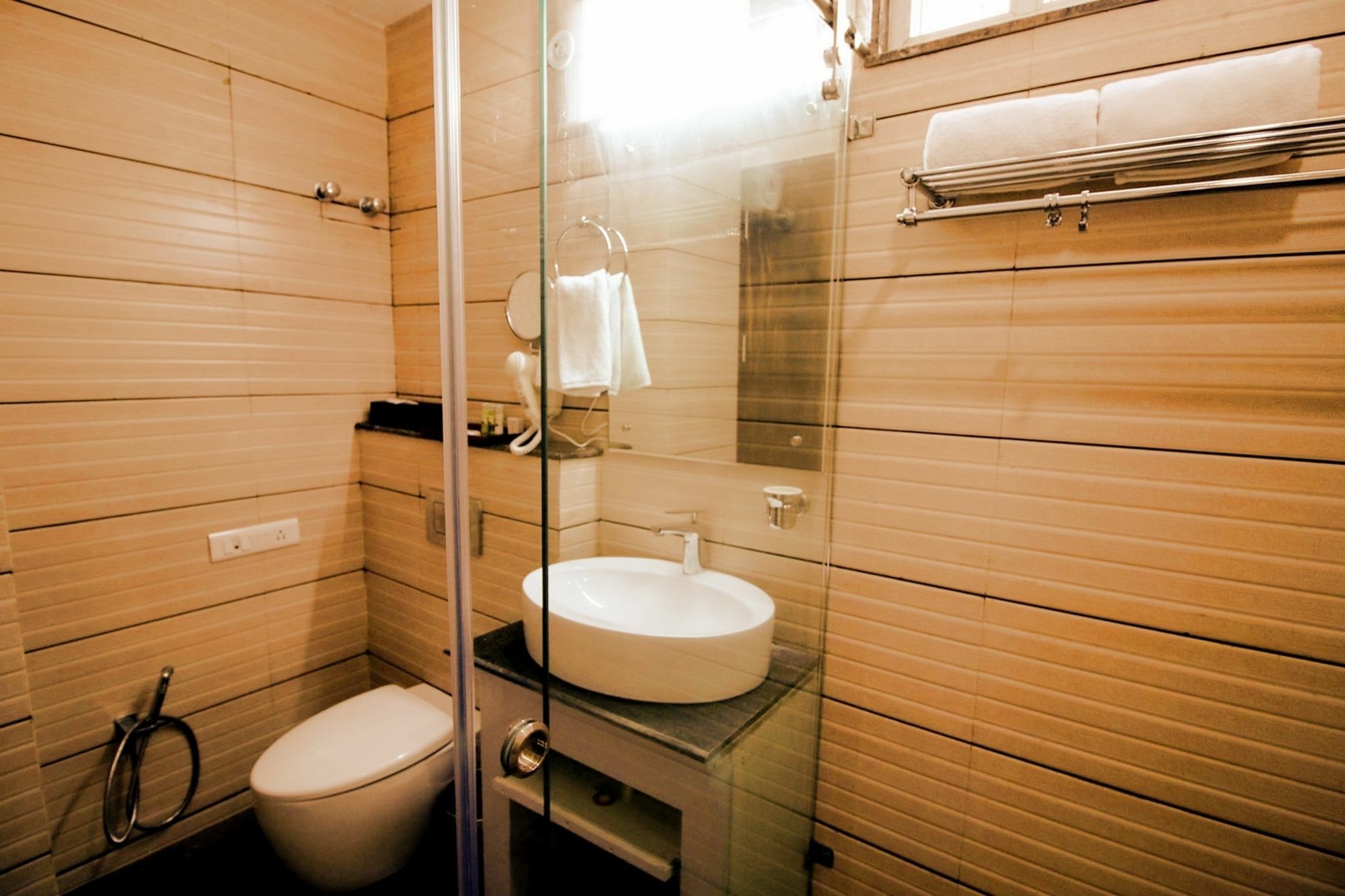 Pinnacle By Click Hotels, Lucknow Esterno foto