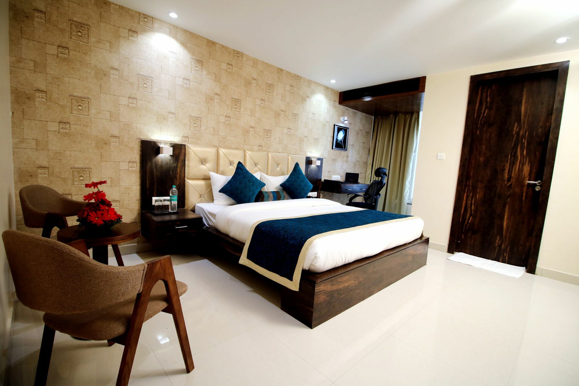 Pinnacle By Click Hotels, Lucknow Esterno foto